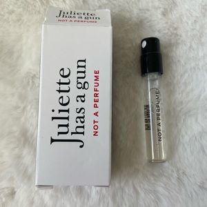 NEW! Juliette has a g.u.n not a perfum.e